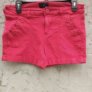 "CELEBRITY PINK" SHORTS.  SZ 9/29